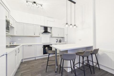 3 bedroom flat for Rent (2).jpg