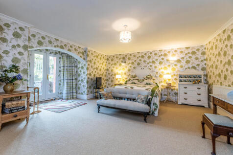 3-35 Newcastle Dr...