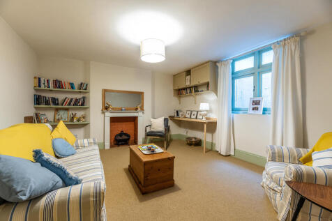 3-35 Newcastle Dr...