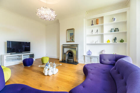 2 Elmhurst House ...