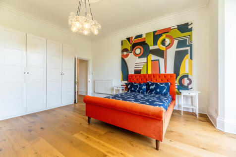 2 Elmhurst House ...