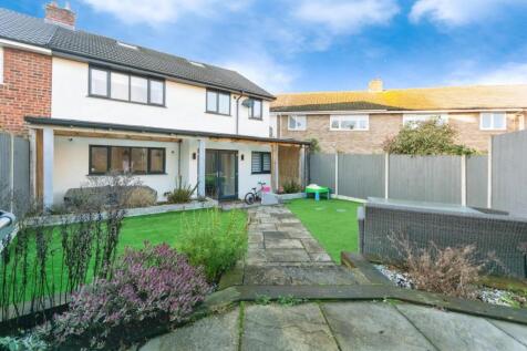 rear garden &amp; elevation.jpg