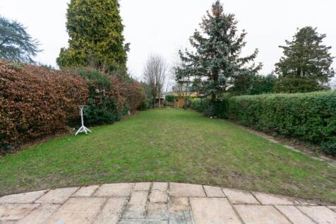 DSC_4840 - rear garden.jpeg