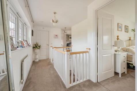 2rangemoorcrescent17of27.jpg