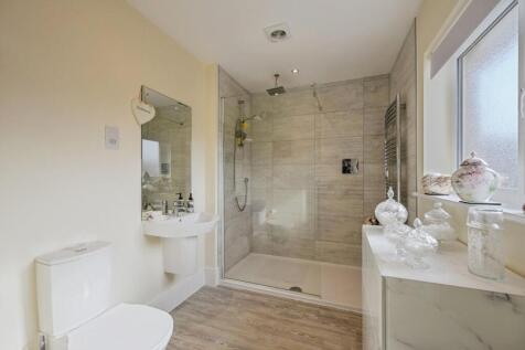 2rangemoorcrescent18of27.jpg