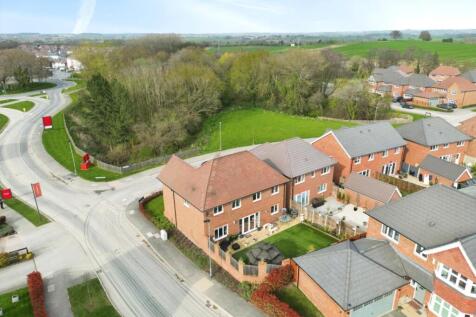 2rangemoorcrescentdrone1of5.jpg