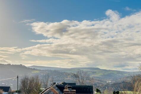 4 Cliffe End Road-1.jpg