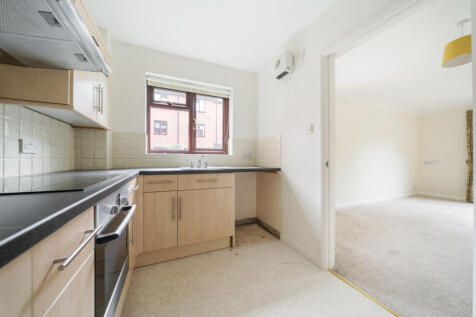 1301849-15-6835e9...