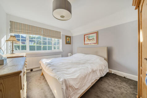 1358995-11-68d559...