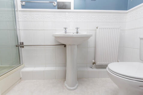 Ensuite Shower Ro...