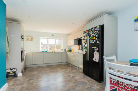 Kitchen/Dining Ro...
