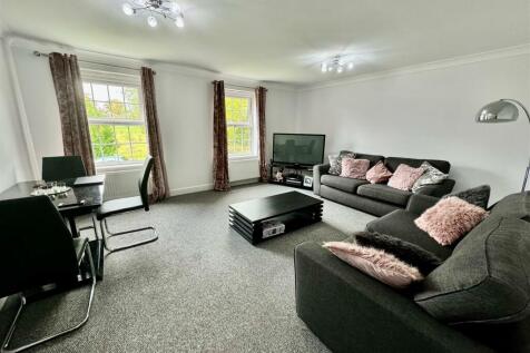 Living Room/ Dining Room