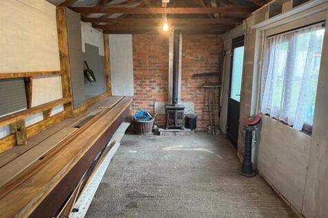 GARAGE WORKSHOP
