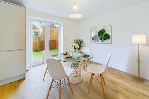 Dining Area (Virtually Furnished)