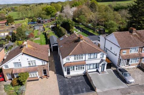 3 New Farm Dr aerial  (2).jpg