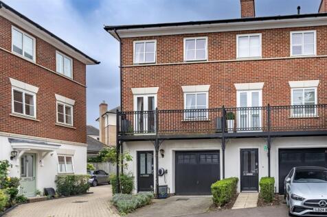 14 Mowbray  july 2025 ext  (4).jpg