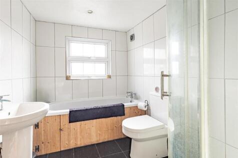 200  High Road,  CM16 6EF (12).jpg