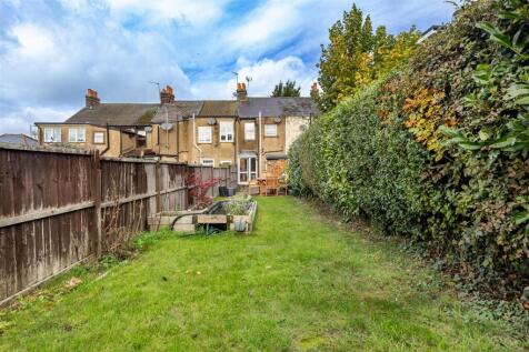 200  High Road,  CM16 6EF (16).jpg