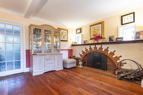 34, Blackacre Road (7).jpg