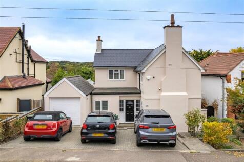 34, Blackacre Road (2).jpg