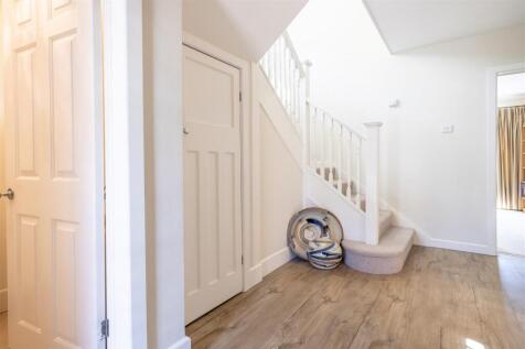 8, Ambleside,  (1).jpg