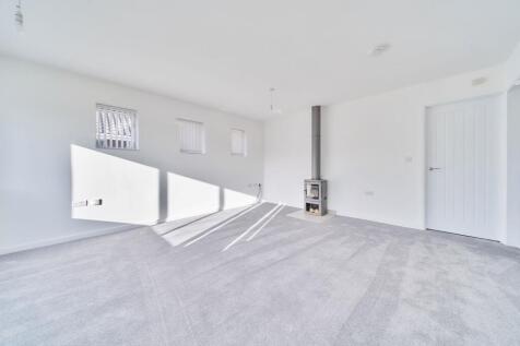 Lounge / Dining Room
