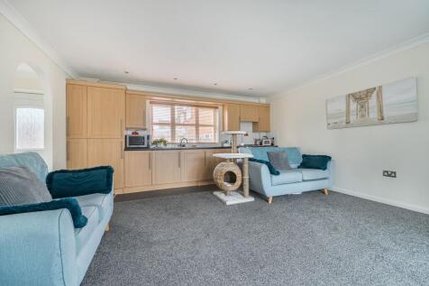 Annexe Living Room/Kitchen