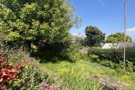 Gardens &amp; Garage