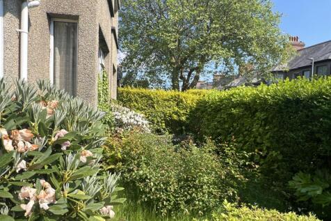 Gardens &amp; Garage