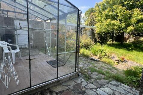 Gardens &amp; Garage