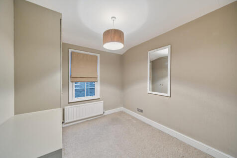 1388492-17-693aee...