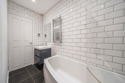 1388492-19-693aee...