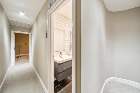 1388492-14-693aee...