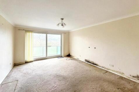 PHOTO-2025-12-12-14-15-20 (4).jpg