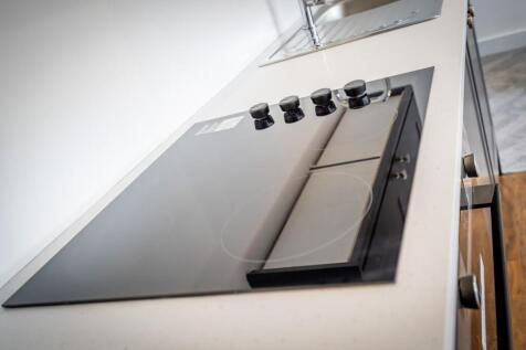 show flat out back-12.jpg