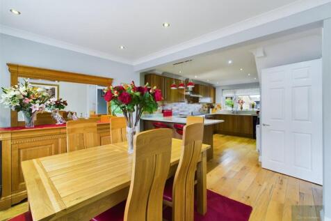 CAM02558G0-PR0115-ST