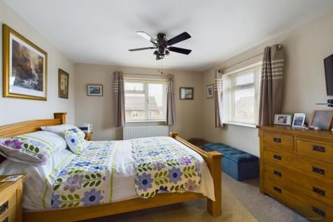 CAM02558G0-PR0115-ST