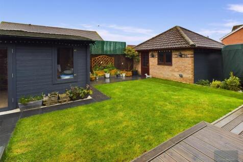 CAM02558G0-PR0116-ST