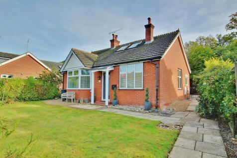 Bungalows For Sale in Romsey, Hampshire - Rightmove