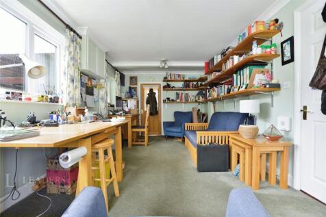 Reception Room/Bed 4