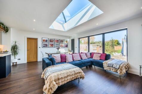 Kitchen / Family Room