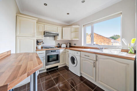 1372245-14-68fa05...