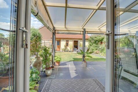 71 ATHELSTAN GARDENS-26.jpg