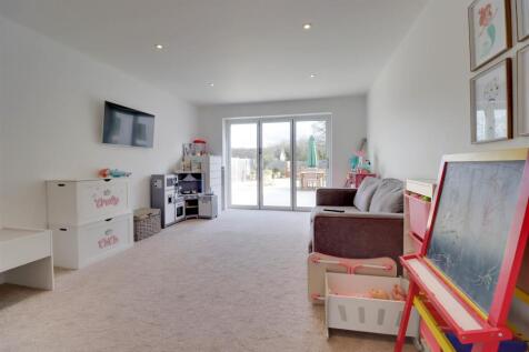SUGDEN AVENUE NEW-5.jpg