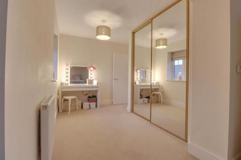 6 GORSE WOOD VIEW INSIDE-13.jpg
