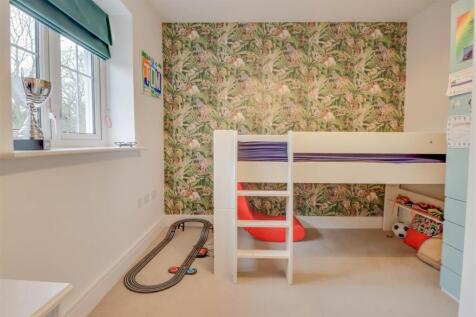 6 GORSE WOOD VIEW INSIDE-3.jpg