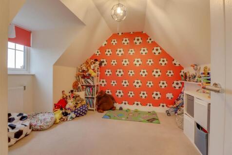 6 GORSE WOOD VIEW INSIDE-8.jpg
