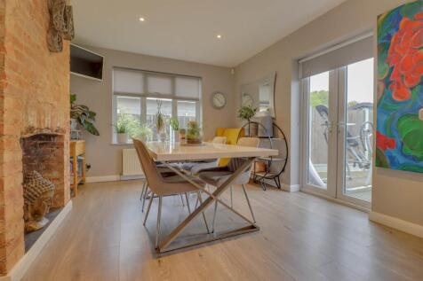 210NevendonRoad-25.jpg