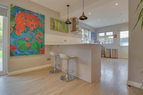 210NevendonRoad-17.jpg