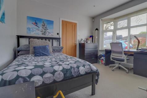 210NevendonRoad-8.jpg